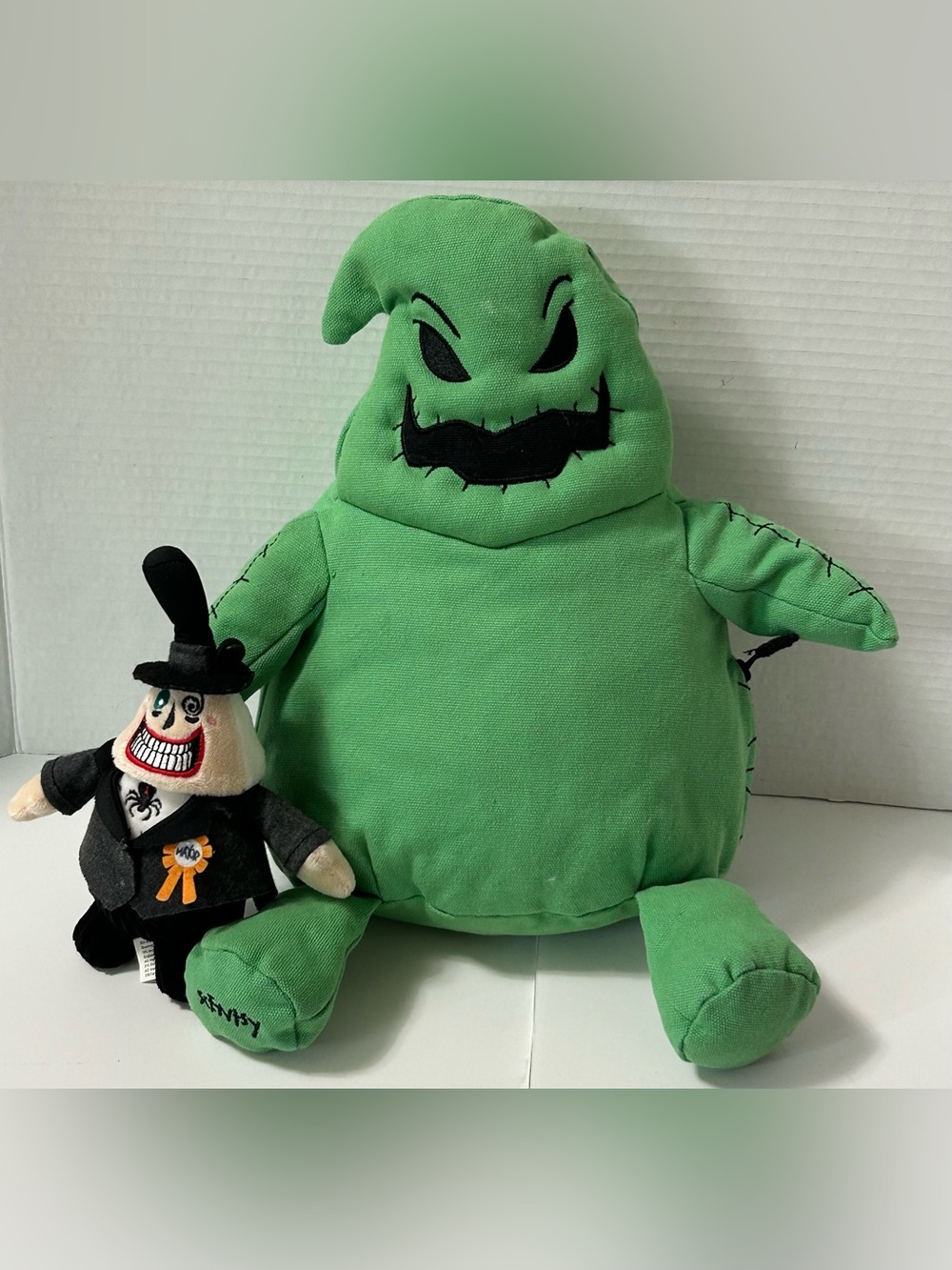 Scentsy Buddy Oogie Boogie Nightmare Before Christmas & Mayor Plush Buddy Clip